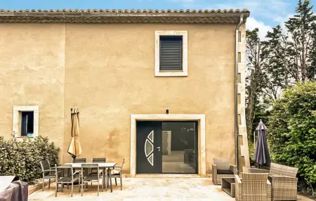 Maison 14 personnes à Noves - Photo 1