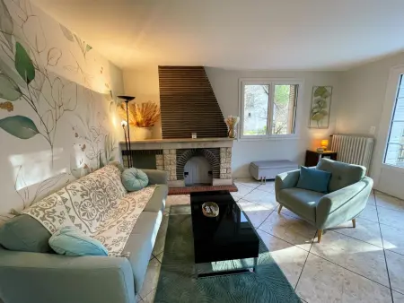 Maison individuelle avec grand jardin et WIFI, Gite 5 personnes à Meusnes - Photo 1
