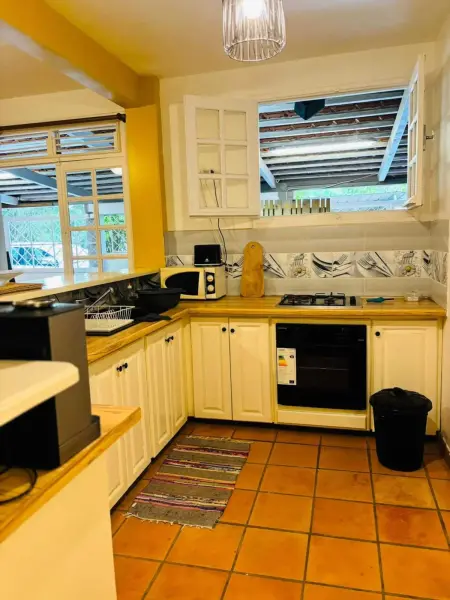 Appartement avec jacuzzi à Fort-de-France, 86 m² - Photo 3