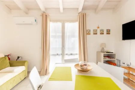 ATTICO BADESI CON PISCINA, Grenier avec terrasse et piscine en copropriété - Photo 3