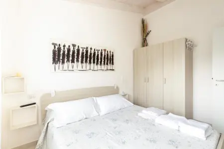 ATTICO BADESI CON PISCINA, Grenier avec terrasse et piscine en copropriété - Photo 14