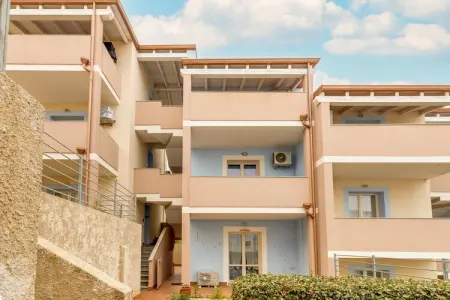 ATTICO BADESI CON PISCINA, Grenier avec terrasse et piscine en copropriété - Photo 24