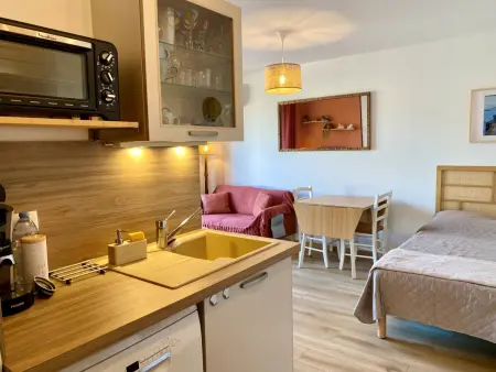 Chaleureux Studio avec Terrasse à Mèze - Parking Privé - Photo 2