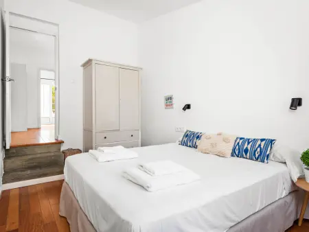 Spacieuse villa pour 8 personnes avec piscine privée et vue jardin à Es Castell - Photo 29