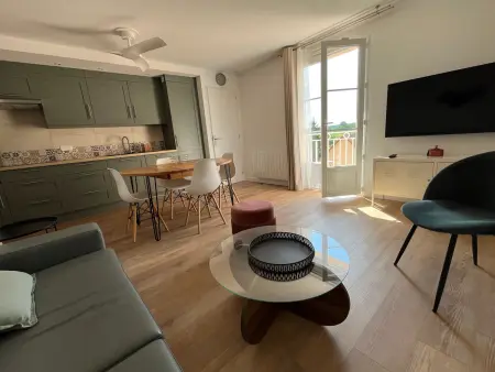 T3 Confortable à La Roche-Posay avec Balcon et Wifi - Photo 8