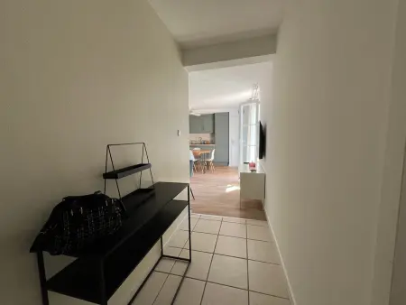T3 Confortable à La Roche-Posay avec Balcon et Wifi - Photo 10