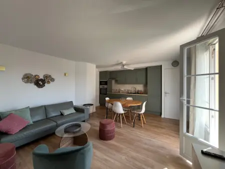 T3 Confortable à La Roche-Posay avec Balcon et Wifi - Photo 12