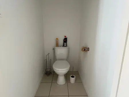 T3 Confortable à La Roche-Posay avec Balcon et Wifi - Photo 24
