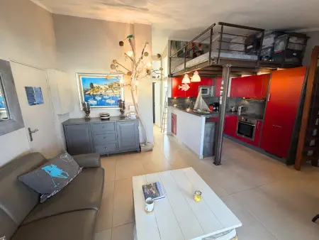 Appartement rénové avec Internet, 2 chambres, parking à Port Grimaud - Photo 3