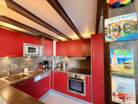 Appartement rénové avec Internet, 2 chambres, parking à Port Grimaud - Photo 6