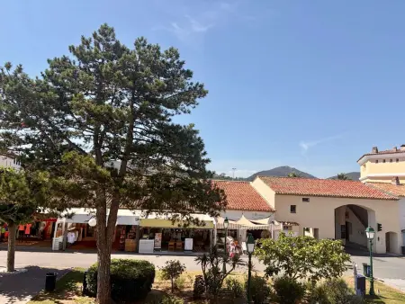 Charmant Duplex à Port Grimaud avec Balcons et Parking - Photo 8