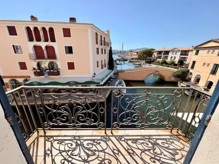 Charmant Duplex à Port Grimaud avec Balcons et Parking - Photo 14