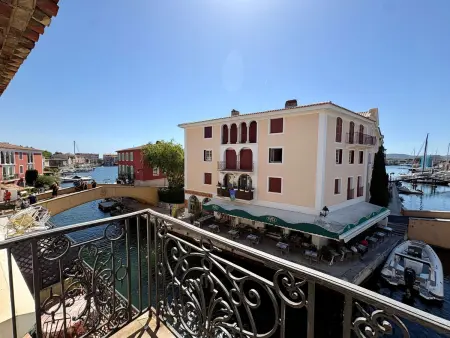 Charmant Duplex à Port Grimaud avec Balcons et Parking - Photo 15