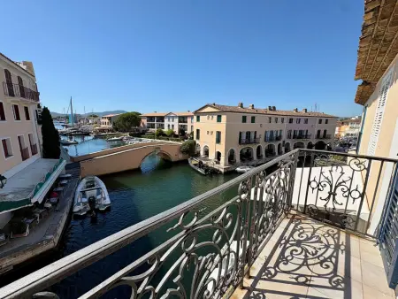 Charmant Duplex à Port Grimaud avec Balcons et Parking - Photo 16