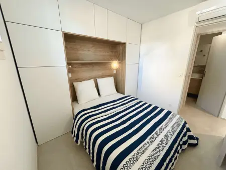 Appartement rénové avec terrasse et climatisation à Port Grimaud - Photo 5