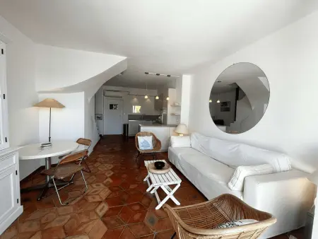 Maison rénovée Port Grimaud - Clim - WIFI - Parking - Amarrage - Photo 3
