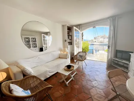 Maison rénovée Port Grimaud - Clim - WIFI - Parking - Amarrage - Photo 15