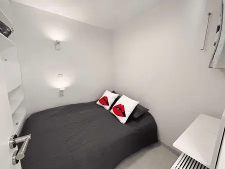 Appartement moderne climatisé avec terrasse à Port Grimaud - Photo 4