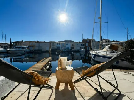 Maison moderne 4 ch climatisée avec Wi-Fi à Port Grimaud - Photo 2