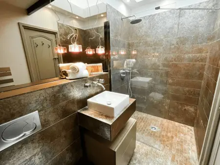Maison moderne 4 ch climatisée avec Wi-Fi à Port Grimaud - Photo 12
