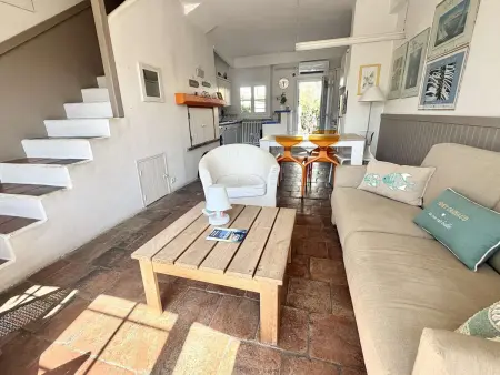 Maison avec clim et Wi-Fi, amarrage privé proche plage - Photo 5
