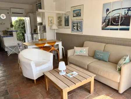 Maison avec clim et Wi-Fi, amarrage privé proche plage - Photo 6