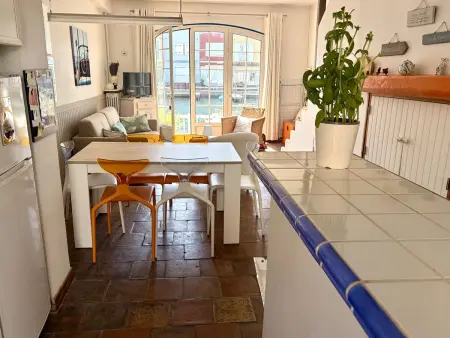 Maison avec clim et Wi-Fi, amarrage privé proche plage - Photo 9