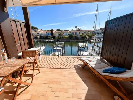 Duplex Climatisé avec Terrasses et Parking à Port Grimaud - Photo 6
