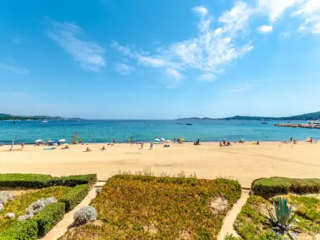Studio lumineux avec climatisation et parking à Port Grimaud - Photo 3