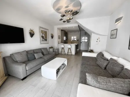 Maison rénovée 4 chambres - Climatisation - Port Grimaud - Photo 2