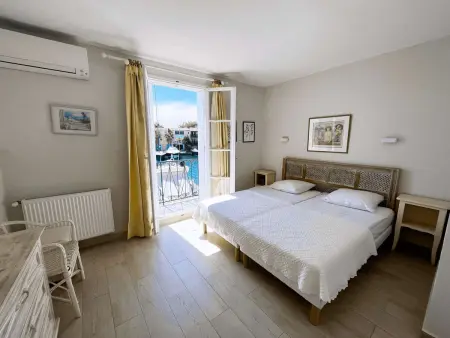 Maison rénovée 4 chambres - Climatisation - Port Grimaud - Photo 5