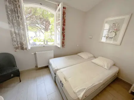 Maison rénovée 4 chambres - Climatisation - Port Grimaud - Photo 11