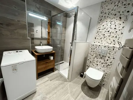 Appartement rénové avec climatisation et Internet, Port Grimaud - Photo 6