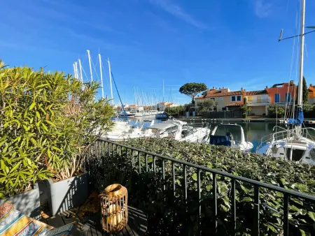 Appartement rénové avec Wi-Fi et clim à Port Grimaud - Photo 6