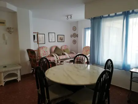 Appartement familial à 200m de la plage de Gandia, 3 chambres, accepte les animaux - Photo 12