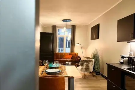 Le Jade, Le Jade – Appartement élégant avec balcon - Photo 9