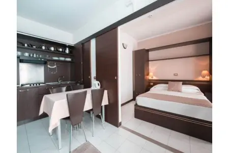 Residence Loano - TWO-ROOM APARTMENT 4 PAX BALCONY B4B, Wohnung à Loano à Strandnähe - Photo 2