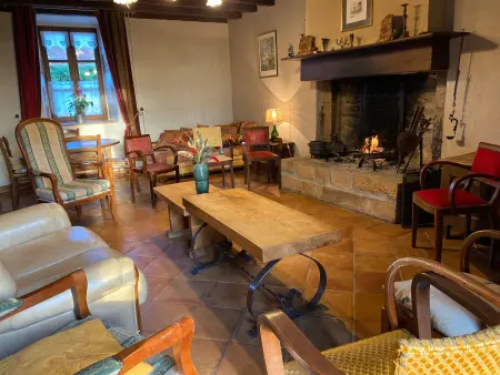 Grande Maison avec Piscine Chauffée à Bois Bertrand - Photo 4