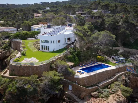 Villa Luxe en Bord de Mer - Piscine, 10 Pers, Costa Brava - Photo 2