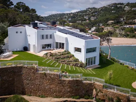 Villa Luxe en Bord de Mer - Piscine, 10 Pers, Costa Brava - Photo 7