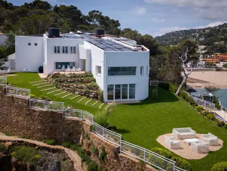Villa Luxe en Bord de Mer - Piscine, 10 Pers, Costa Brava - Photo 8