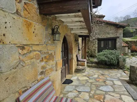Maison chaleureuse à Luena, 75 m² avec vue montagne - Photo 29