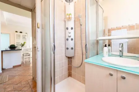 Résidence Villa 140m&sup2; Piscine - Proche Cannes, Villa au Cannet avec piscine chauffée - Photo 24