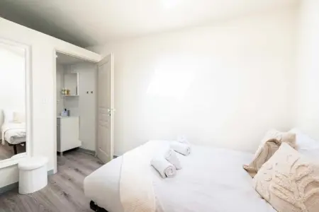 Résidence Villa 140m&sup2; Piscine - Proche Cannes, Villa au Cannet avec piscine chauffée - Photo 25