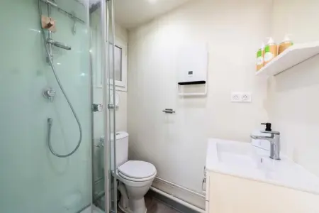 Résidence Villa 140m&sup2; Piscine - Proche Cannes, Villa au Cannet avec piscine chauffée - Photo 26