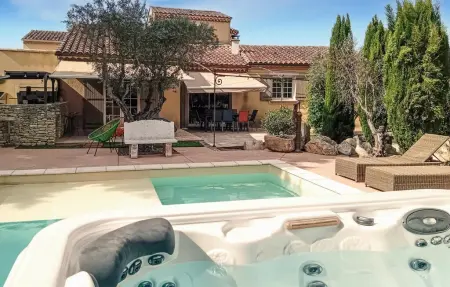 Maison avec piscine privée, Maison 6 personnes à Entraigues Sur La Sorg - Photo 6