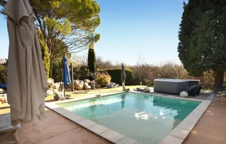 Maison avec piscine privée, Maison 6 personnes à Entraigues Sur La Sorg - Photo 9