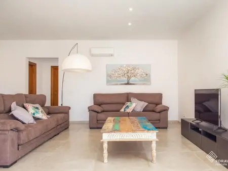 Villa tranquille avec piscine et jardin à Sa Pobla - Photo 24