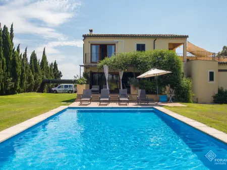 Villa spacieuse à Sa Pobla avec piscine et climatisation pour des vacances relaxantes - Photo 2