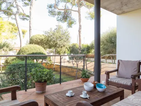 Maison moderne avec piscine et jardin proche plage - Photo 19